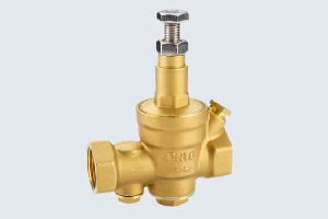 ADJUSTABLE PRESSURE REDUCING VALVE WITH DRAIN