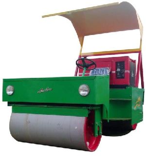 GAM-0020 Cricket Pitch Diesel Cum Electric Roller (2 Ton Capacity)