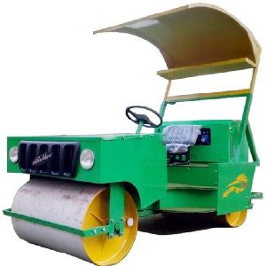 GAM-0022 Cricket Pitch Petrol cum Electric Roller (3 Ton Capacity)
