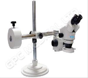 BINOCULAR STEREOZOOM MICROSCOPE