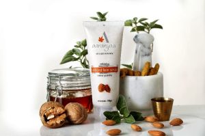 Exfoliating Almond Face Scrub