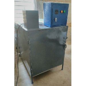 Electric Tray Dryer Machine