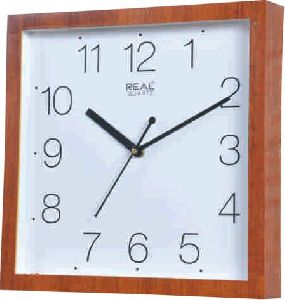 SQUARE SHAPED WALL CLOCK