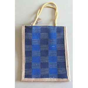 colored jute shopping bags
