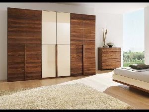 Modern Wooden Almirah Manufacturer Supplier In Muzaffarnagar