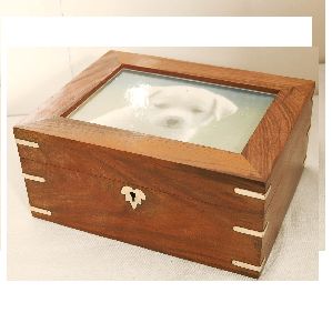 Wooden Urn Box