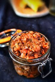 APPLE WALNUT CHUTNEY