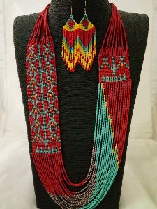 stylish beads necklance