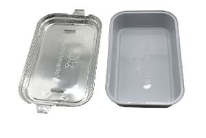 Aluminium foil container with lid