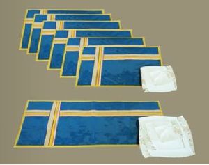 Table Mat & Runner Set