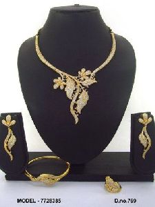 Fashion Necklace Set