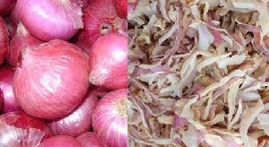 DEHYDRATED PINK ONION FLAKES