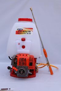 4 Strock engine Power sprayer