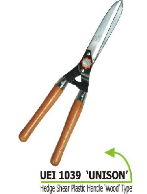 Hedge Shears Plastic Wood Type Handle (1039)