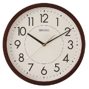 round wall clock