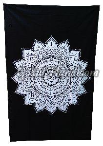 Intricate Floral Design Cotton Wall Hanging Tapestry
