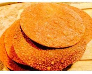 Moong Red Chilli Papad