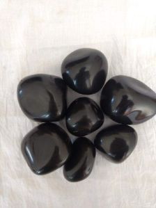 Black Pebbles