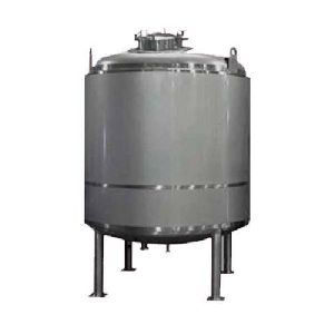 SS Vertical Mixing Tank