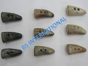 Buffalo Horn Toggles Button