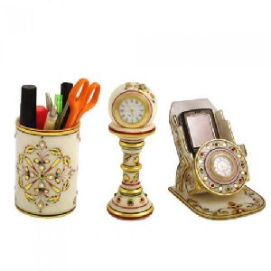 Marble Pen Holder Watch & Mobile Holder