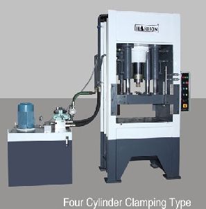 Compacting Hydraulic Press