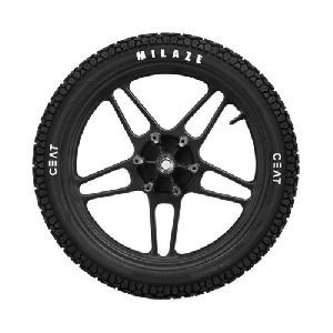Rubber Black Tubeless Tyre