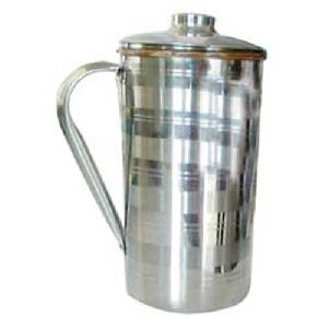 Magnetic copper jug