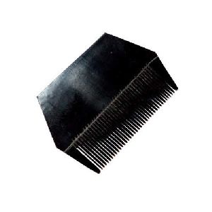 Horn Comb