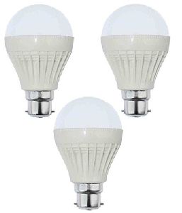 Syska LED Light Bulb