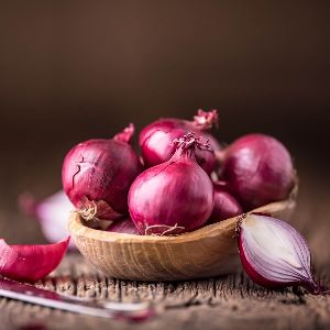 Fresh Organic Red Onion