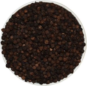 dried black pepper seeds