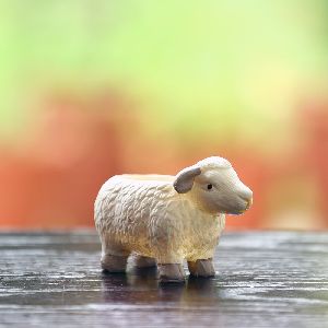 Sheep resin planter