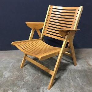 Foldable Wooden Chair