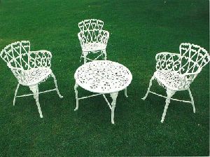 Aluminium Cast Chair Table Set (719 White)