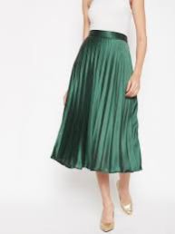 pleated skirt