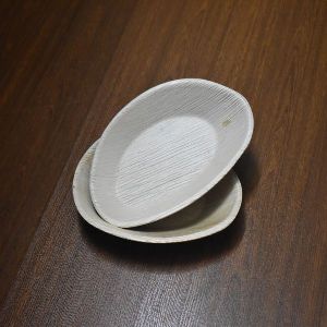 Oval Shaped Areca Palm Leaf Plate