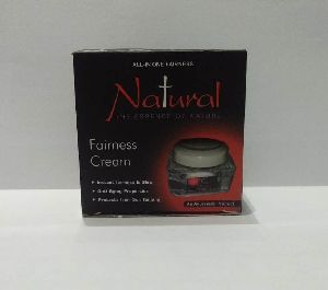 Natural The Essence Of Nature Fairness Cream