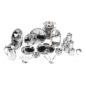 Stainless Steel Kanchan Dinner Set