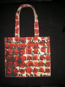 Printed cotton bag .