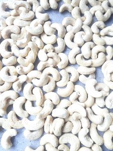 W240 Cashew Nuts