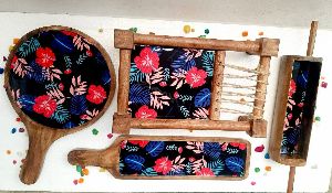 decorative wooden platters