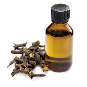 Clove essential oil