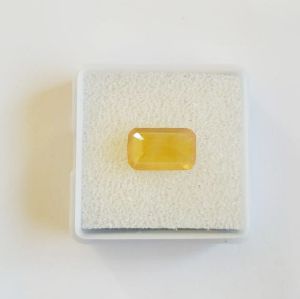 Natural & Precious Yellow Sapphire Gemstone