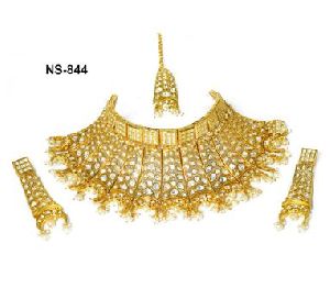NS-844 Kundan Bridal Necklace Set