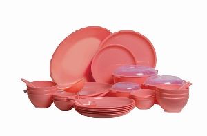 Plastic Dinner Set