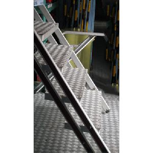 Aluminium Self Support Rubber Base Ladder