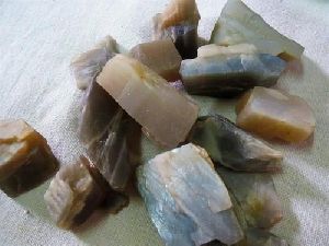 Moonstone rough raw stones