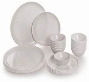 White Plastic Dinner Set