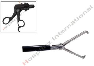 tenaculum forceps